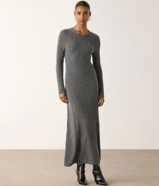 Abito a coste intrecciate in cashmere
