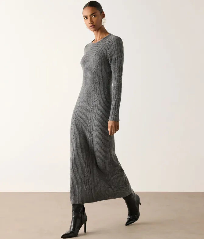 Abito a coste intrecciate in cashmere