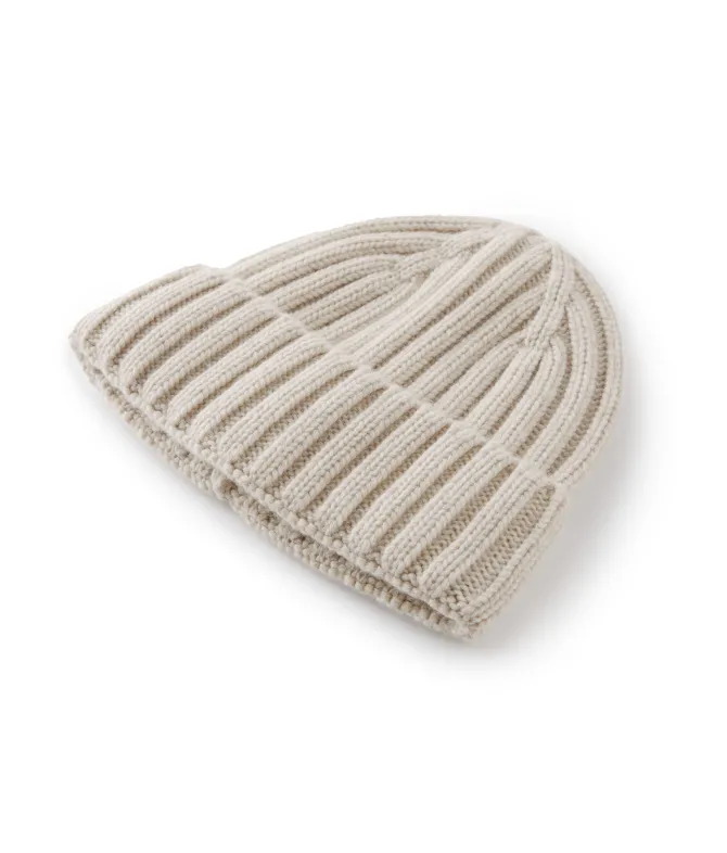 Berretto in cashmere con interno in seta