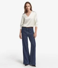 Blusa con scollo a V in seta