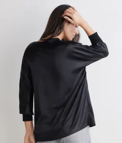 Blusa con scollo a V in seta