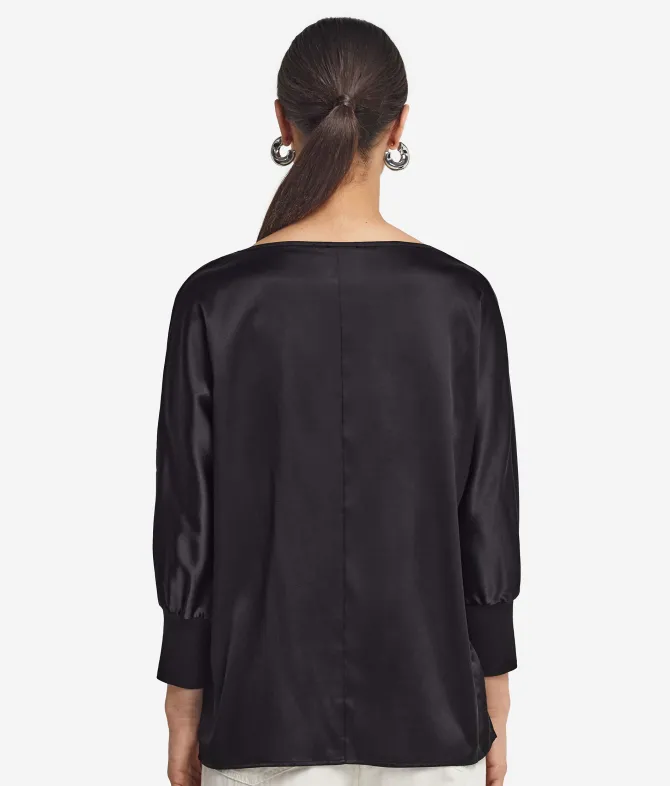 Blusa girocollo in seta