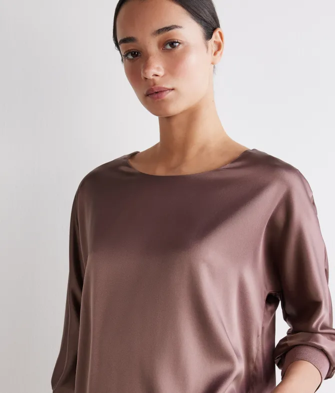 Blusa girocollo in seta