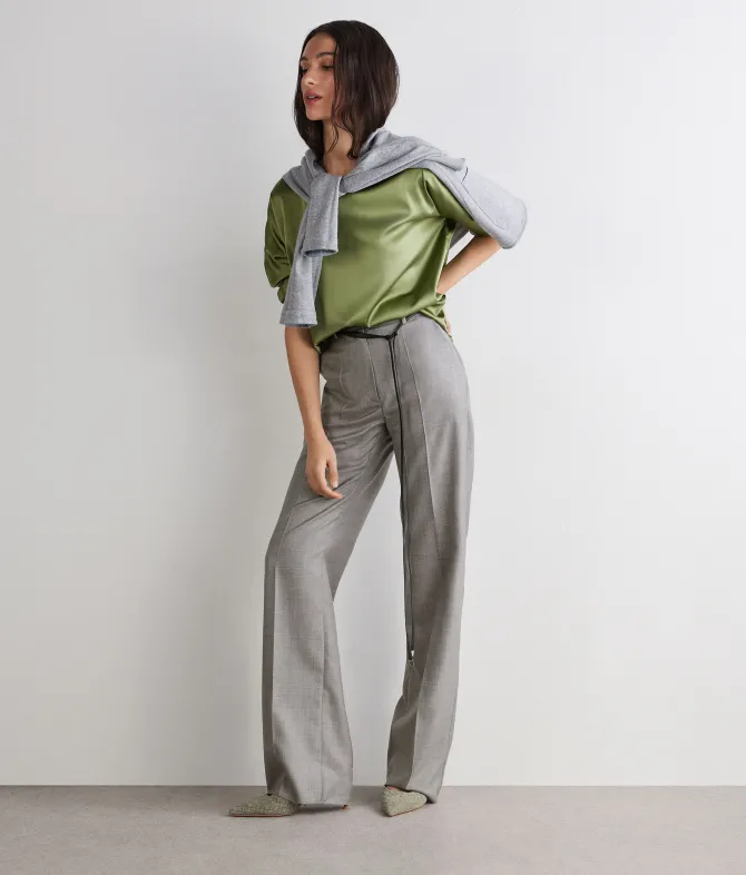 Blusa girocollo in seta