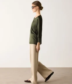 Blusa girocollo in seta