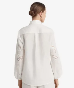 Camicia ricamata in lino