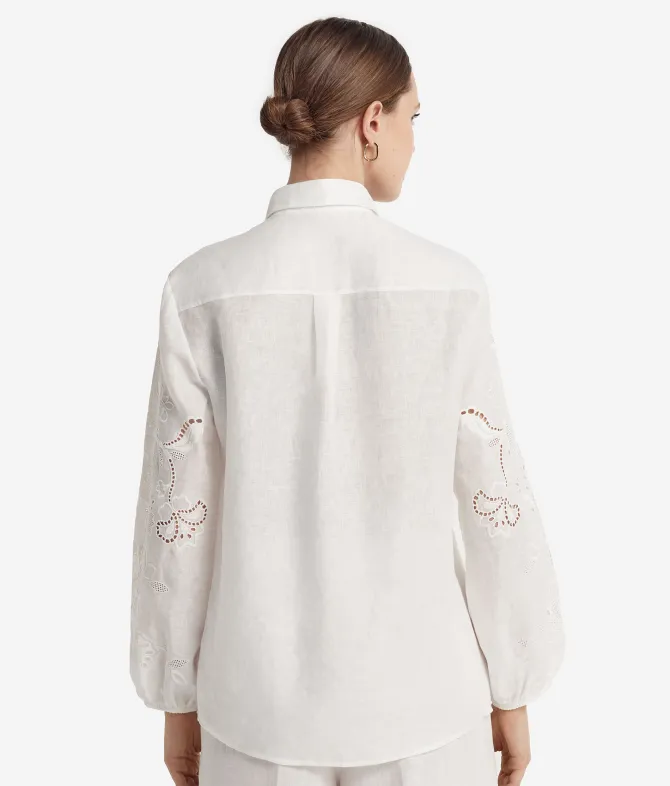 Camicia ricamata in lino