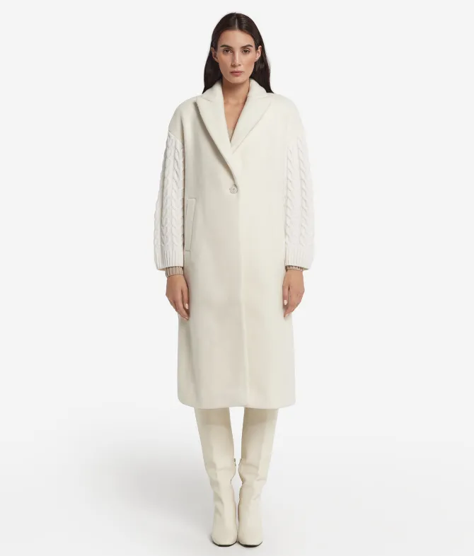 Cappotto con intreccio in cashmere
