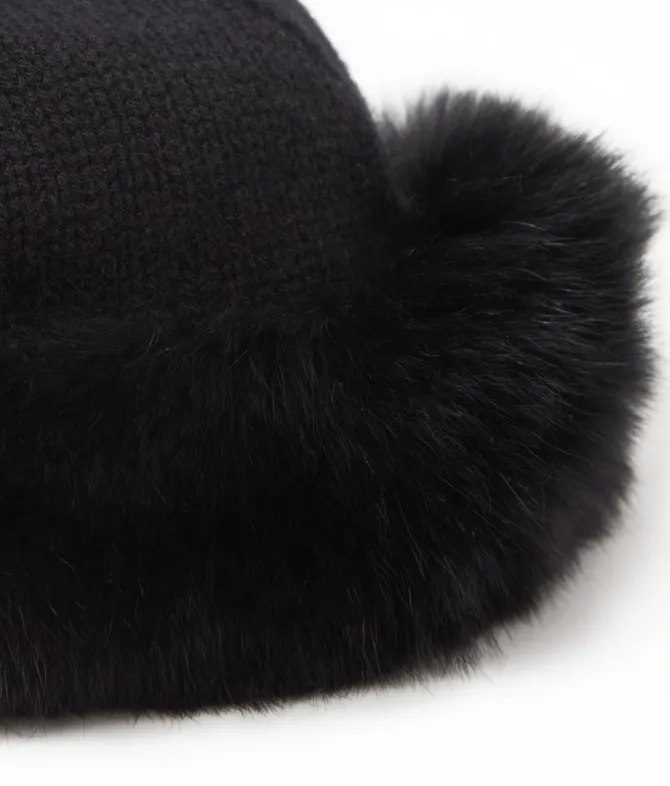 Colbacco in cashmere e pelliccia