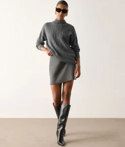 Dolcevita a coste intrecciate in Cashmere Ultrasoft