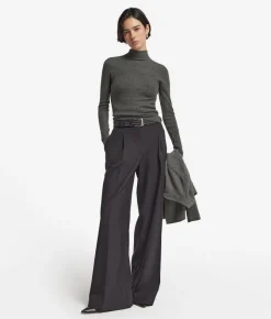 Dolcevita a costina in Cashmere Ultrafine