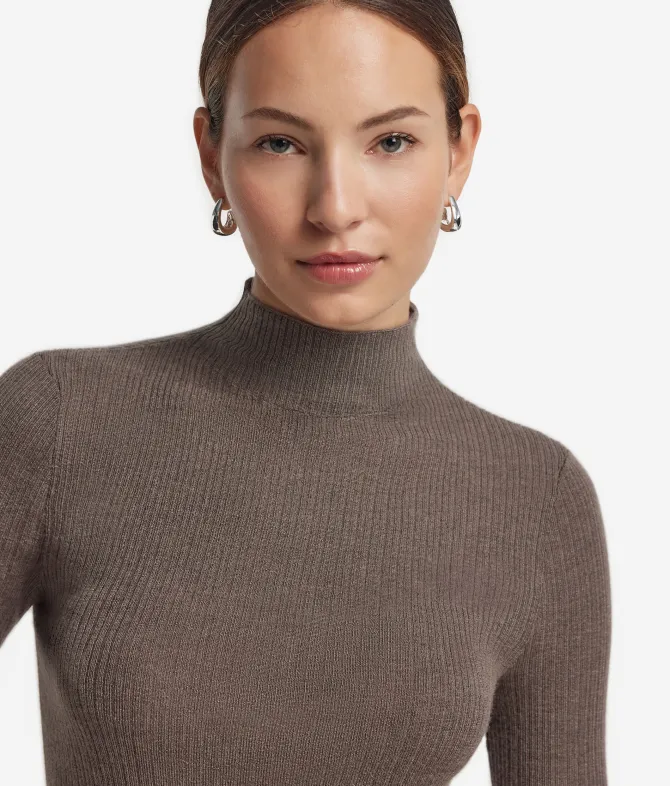 Dolcevita a costina in Cashmere Ultrafine