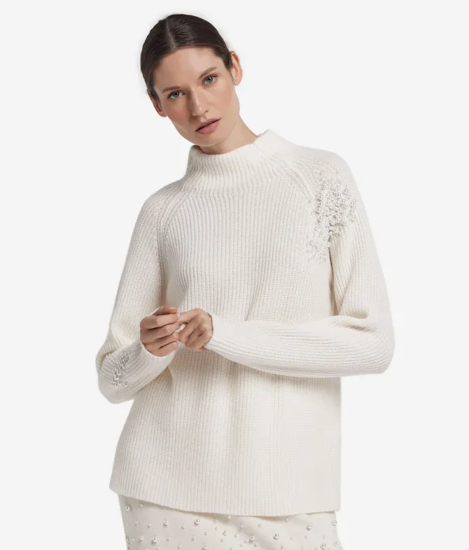 Dolcevita con perle in Cashmere Ultrasoft