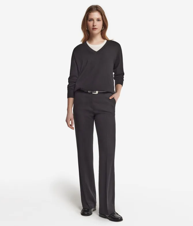 Maglia con scollo a V e spacchi in Cashmere Ultrafine
