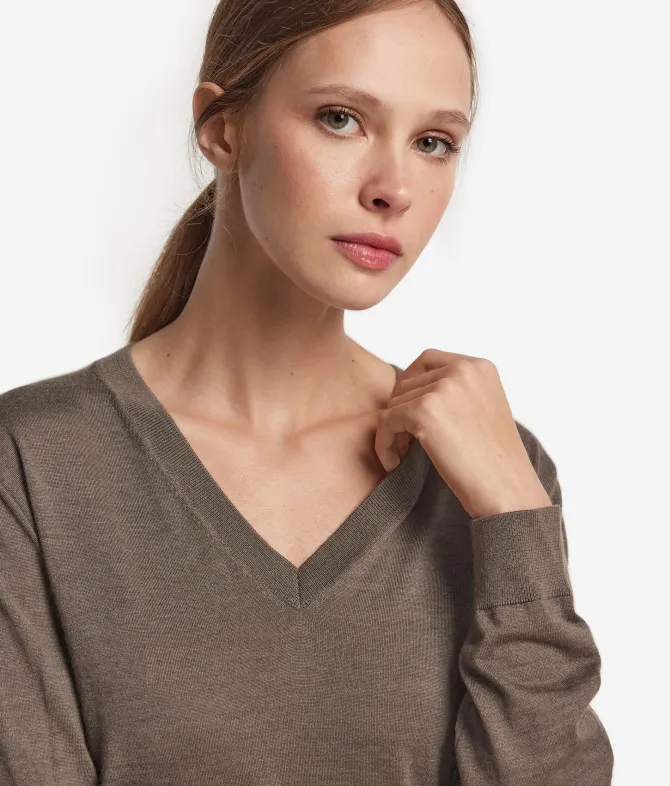 Maglia con scollo a V in Cashmere Ultrafine