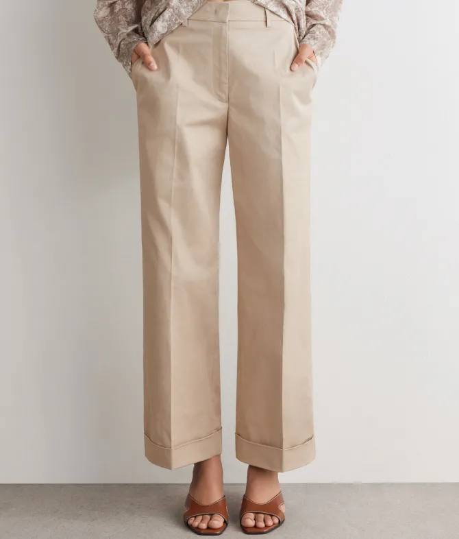 Pantalone con risvolto in cotone