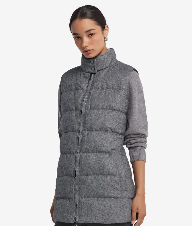 Piumino smanicato in seta e cashmere