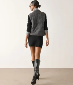 Piumino smanicato reversibile a coste intrecciate in cashmere