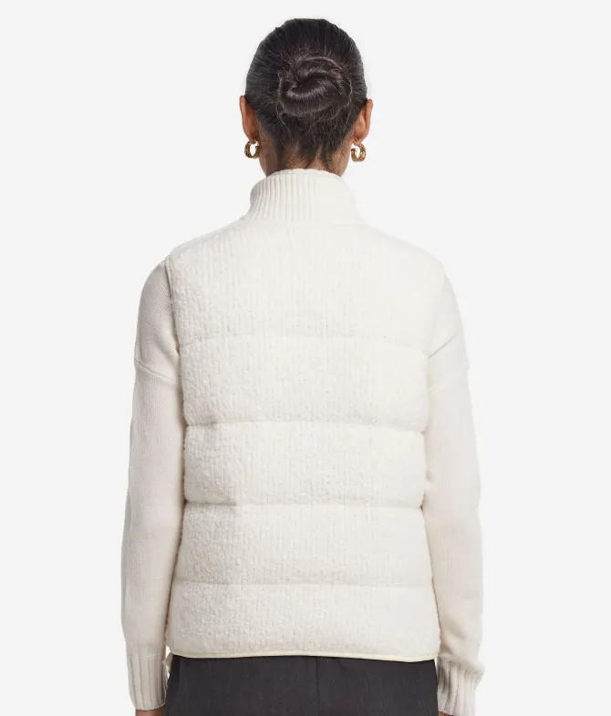 Piumino smanicato reversibile in bouclé