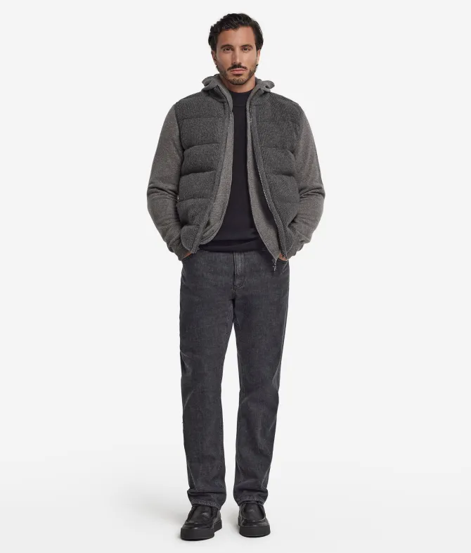 Piumino smanicato reversibile in cashmere