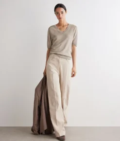 T-shirt con scollo a V in lino e cotone