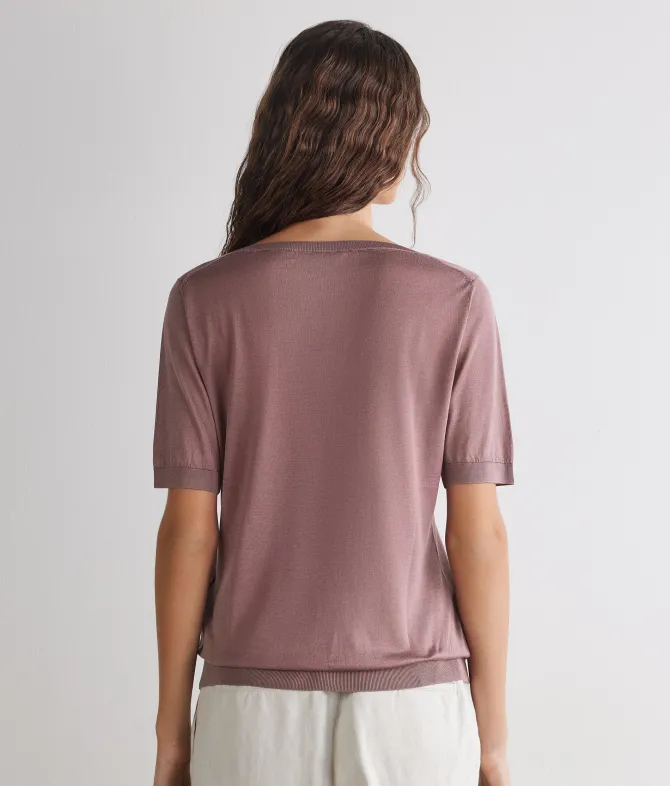 T-shirt scollo a V in seta